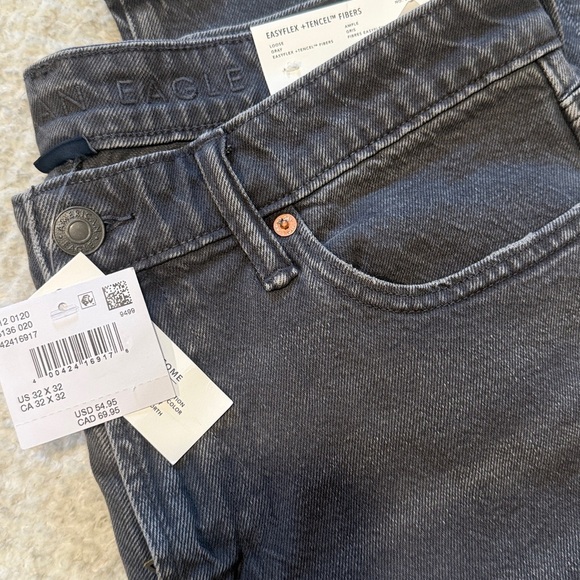 [American Eagle] NWT AE EasyFlex +TENCELT™ Fibers
Loose Jeans - Picture 5 of 6
